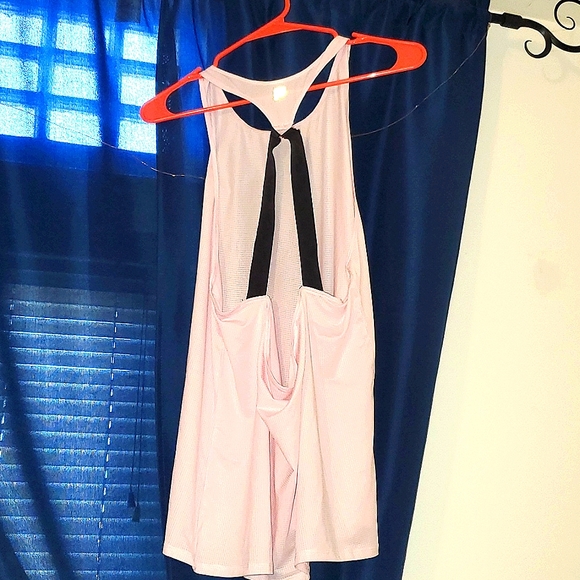 NWOT Fabletics pink workout tank top - Picture 2 of 2
